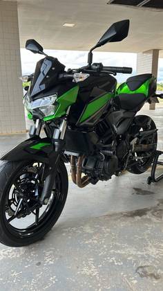 KAWASAKI Z400 KAWASAKI Z400
